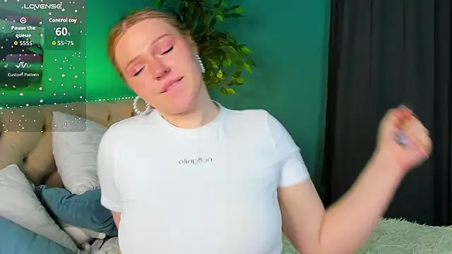 Snapshot of Naomi_B1ack chatting on March 2026 03:13:01 AM Naomi B1ack online show from March 2026 03:13:01 AM