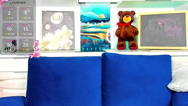 Snapshot of Naomi_B1ack chatting on March 2026 01:00:01 AM Naomi B1ack online show from March 2026 01:00:01 AM