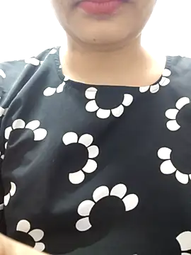 Snapshot of Aaradhya chatting on March 2025 11:58:02 PM Aaradhya online show from March 2025 11:58:02 PM