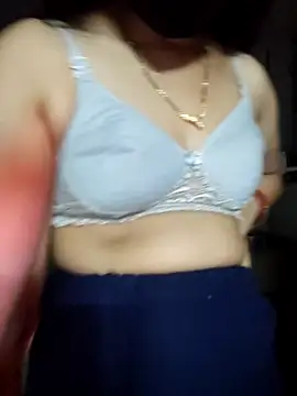 Aaradhya online show from February 2026 01:12:02 PM