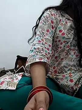 Aaradhya online show from April 2026 12:48:02 PM