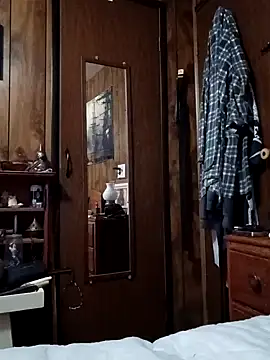 Snapshot of Danialanon chatting on April 2026 02:36:02 AM Danialanon online show from April 2026 02:36:02 AM