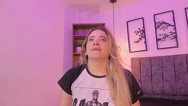 Andy and emma online show from January 2025 03:44:01 PM