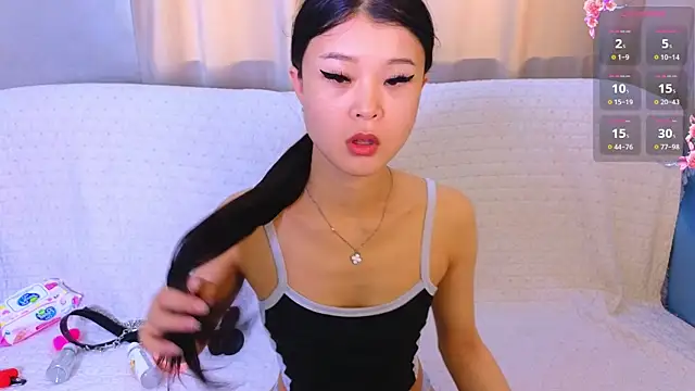 Tina Kim  online show from April 2026 09:34:01 AM