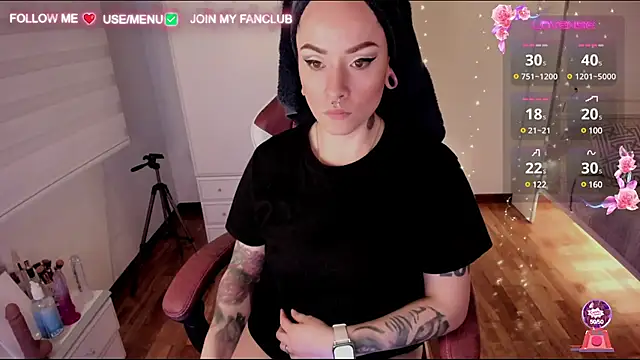 Snapshot of Domina_Deivis chatting on February 2025 07:07:02 AM Domina Deivis online show from February 2025 07:07:02 AM