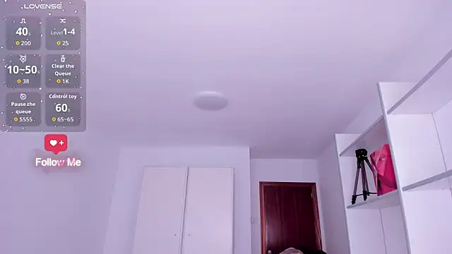 Snapshot of Domina_Deivis chatting on October 2025 08:01:01 AM Domina Deivis online show from October 2025 08:01:01 AM