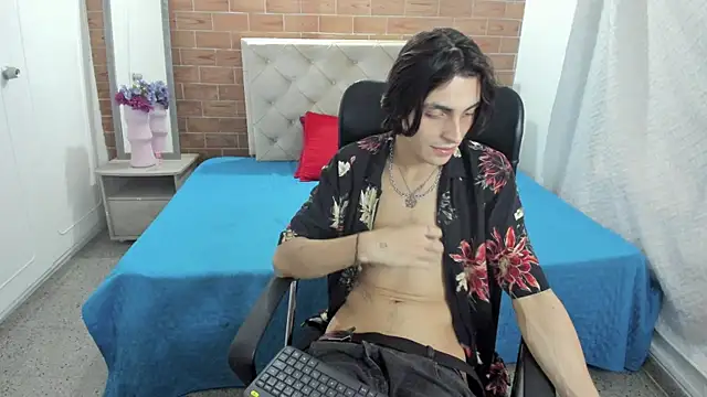 Snapshot of MIKE_HUNTER7 chatting on February 2025 04:09:02 PM MIKE HUNTER7 online show from February 2025 04:09:02 PM