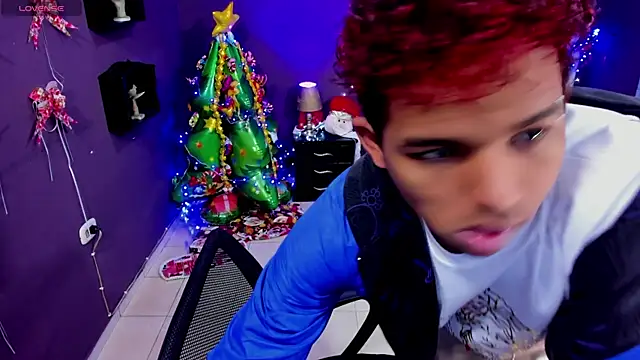 Noah Smith04 online show from December 2024 12:09:02 PM