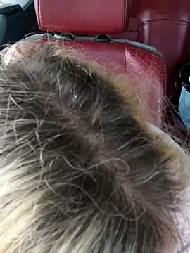 BecciDeluxe online show from March 2026 02:22:02 PM