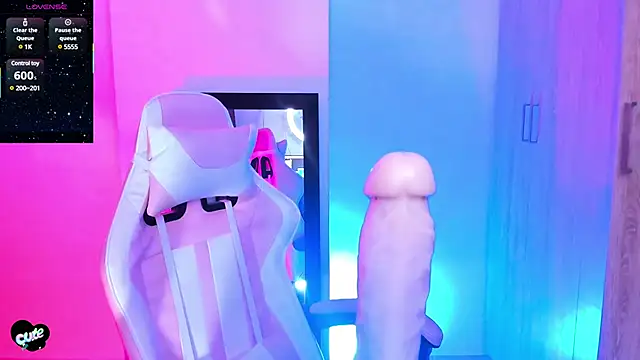 Saskyaa online show from March 2025 07:53:01 PM