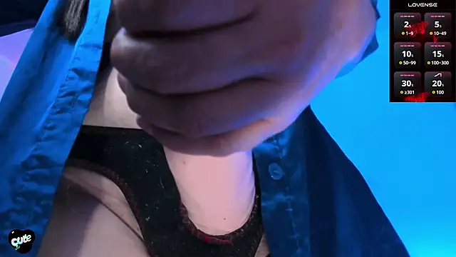 Saskyaa online show from April 2026 02:26:01 PM