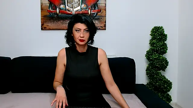 Taissa4U online show from October 2025 06:35:02 PM