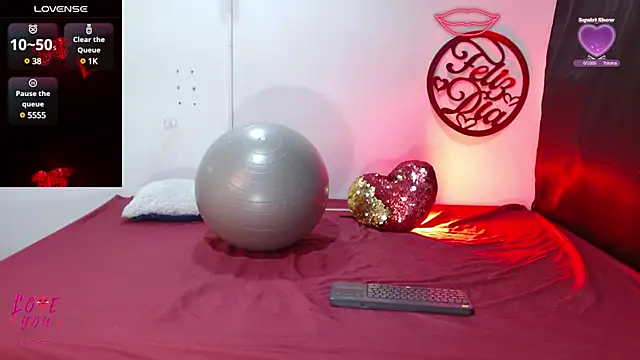 cleopatraa online show from February 2025 07:52:01 PM