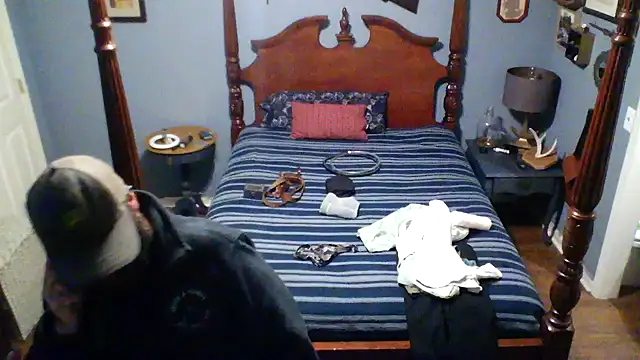 Snapshot of Onesieboy4daddys chatting on December 2025 07:47:02 AM Onesieboy4daddys online show from December 2025 07:47:02 AM