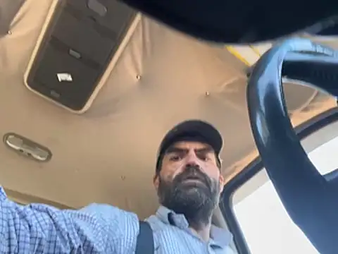 Snapshot of Onesieboy4daddys chatting on March 2026 05:05:02 PM Onesieboy4daddys online show from March 2026 05:05:02 PM