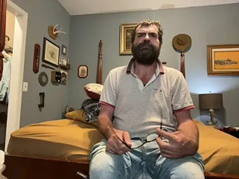 Snapshot of Onesieboy4daddys chatting on April 2026 07:07:02 PM Onesieboy4daddys online show from April 2026 07:07:02 PM