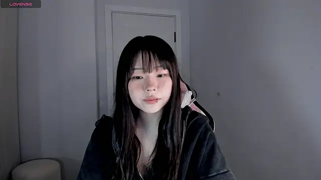 Snapshot of hee_young11 chatting on October 2025 11:06:02 AM hee young11 online show from October 2025 11:06:02 AM