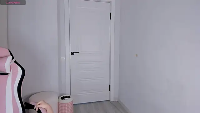 Snapshot of hee_young11 chatting on December 2025 12:32:01 PM hee young11 online show from December 2025 12:32:01 PM