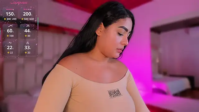 Snapshot of Kleverly_Manson1 chatting on December 2025 09:00:01 PM Kleverly Manson1 online show from December 2025 09:00:01 PM