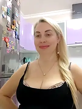 HotJanet online show from March 2025 04:12:02 PM