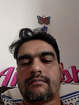 Snapshot of suton1 chatting on September 2025 05:40:01 AM suton1 online show from September 2025 05:40:01 AM