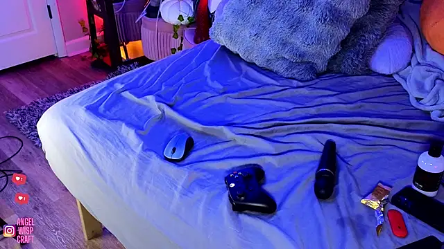 Snapshot of Angel-Lewd-Cake chatting on February 2025 09:37:01 AM Angel-Lewd-Cake online show from February 2025 09:37:01 AM