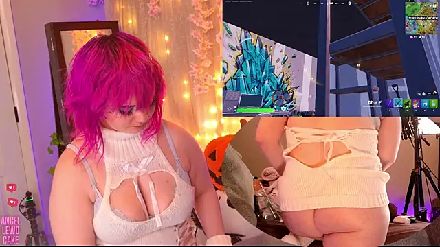 Snapshot of Angel-Lewd-Cake chatting on October 2025 11:40:01 PM Angel-Lewd-Cake online show from October 2025 11:40:01 PM