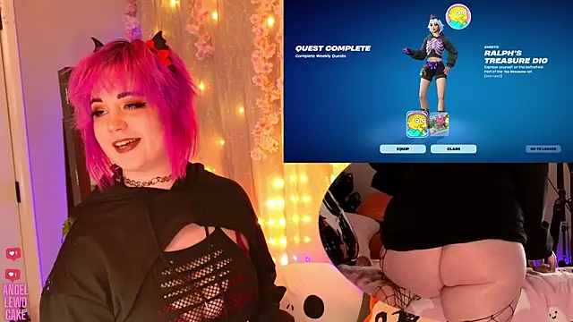 Snapshot of Angel-Lewd-Cake chatting on November 2025 07:40:01 AM Angel-Lewd-Cake online show from November 2025 07:40:01 AM