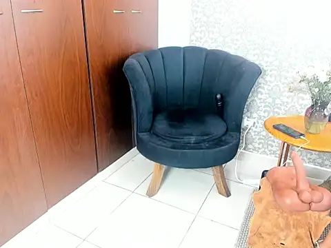 mabelsaravia online show from February 2026 06:38:01 PM