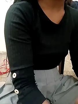 Snapshot of sweet_jia23 chatting on February 2025 08:24:01 AM sweet jia23 online show from February 2025 08:24:01 AM