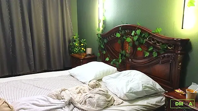 Charlotte wow online show from November 2025 09:25:01 PM