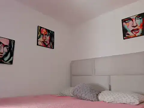 Snapshot of tierra_n chatting on October 2025 12:30:02 AM tierra n online show from October 2025 12:30:02 AM