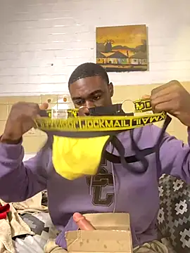 Snapshot of Pinepool21 chatting on October 2025 09:15:01 PM Pinepool21 online show from October 2025 09:15:01 PM