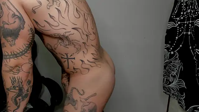 layneinchains online show from December 2024 11:37:02 PM