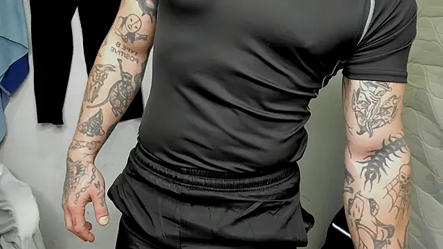 layneinchains online show from January 2025 01:38:01 AM