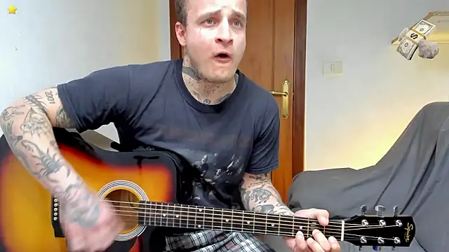 Snapshot of layneinchains chatting on March 2026 07:50:02 PM layneinchains online show from March 2026 07:50:02 PM