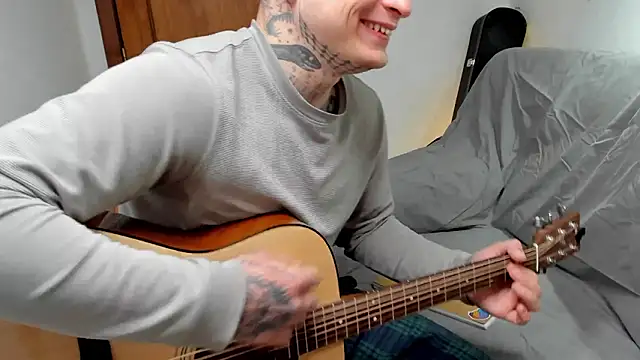 Snapshot of layneinchains chatting on March 2026 10:10:01 AM layneinchains online show from March 2026 10:10:01 AM