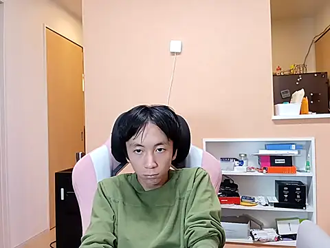 Snapshot of freeeeeessssss111 chatting on October 2025 06:36:02 AM freeeeeessssss111 online show from October 2025 06:36:02 AM