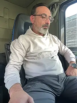 dzhakar online show from October 2025 12:06:02 PM