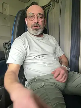 Snapshot of dzhakar chatting on February 2026 11:36:02 AM dzhakar online show from February 2026 11:36:02 AM