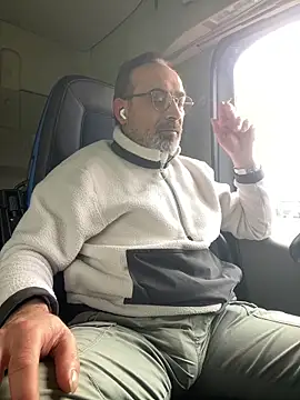 Snapshot of dzhakar chatting on February 2026 11:28:02 AM dzhakar online show from February 2026 11:28:02 AM