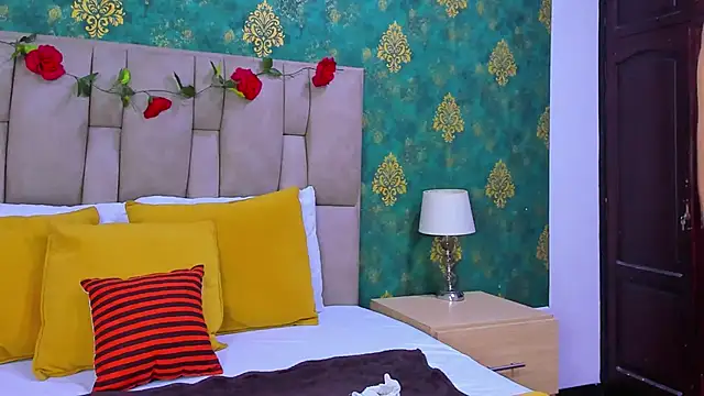 SuzanSmithh online show from November 2025 11:21:01 AM