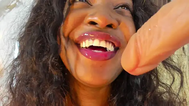 aidaadams online show from February 2025 08:10:02 AM