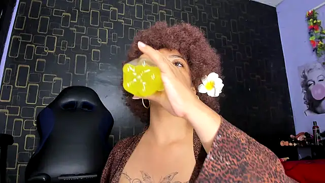 Alika01 online show from February 2025 12:51:02 AM