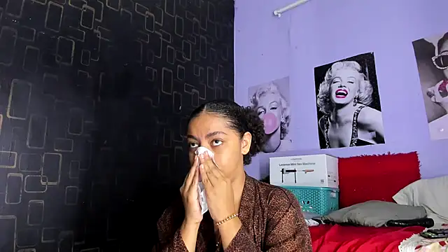 Alika01 online show from February 2025 01:21:02 PM