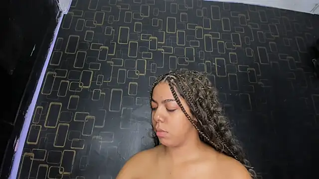 Alika01 online show from March 2025 01:07:01 PM