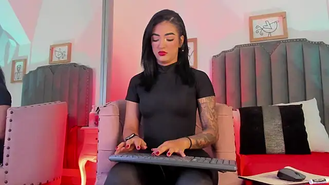 Snapshot of Scarleth6 chatting on February 2025 12:00:02 PM Scarleth6 online show from February 2025 12:00:02 PM