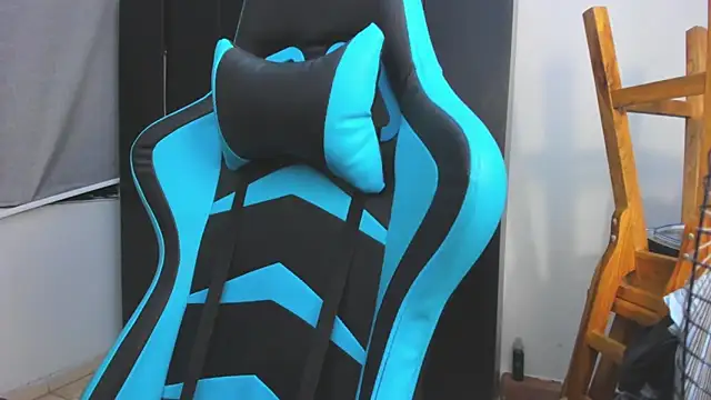 Bray Kevin online show from November 2025 03:28:01 AM