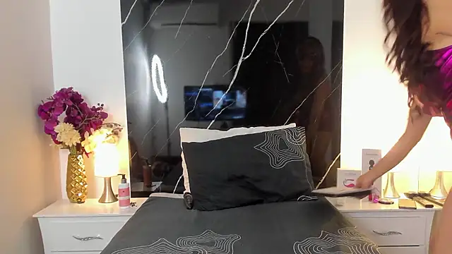 BellaaStarlix online show from March 2026 08:05:02 PM