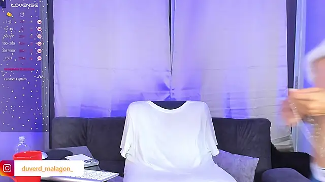 Snapshot of Demian_cute18 chatting on March 2025 07:42:02 AM Demian cute18 online show from March 2025 07:42:02 AM